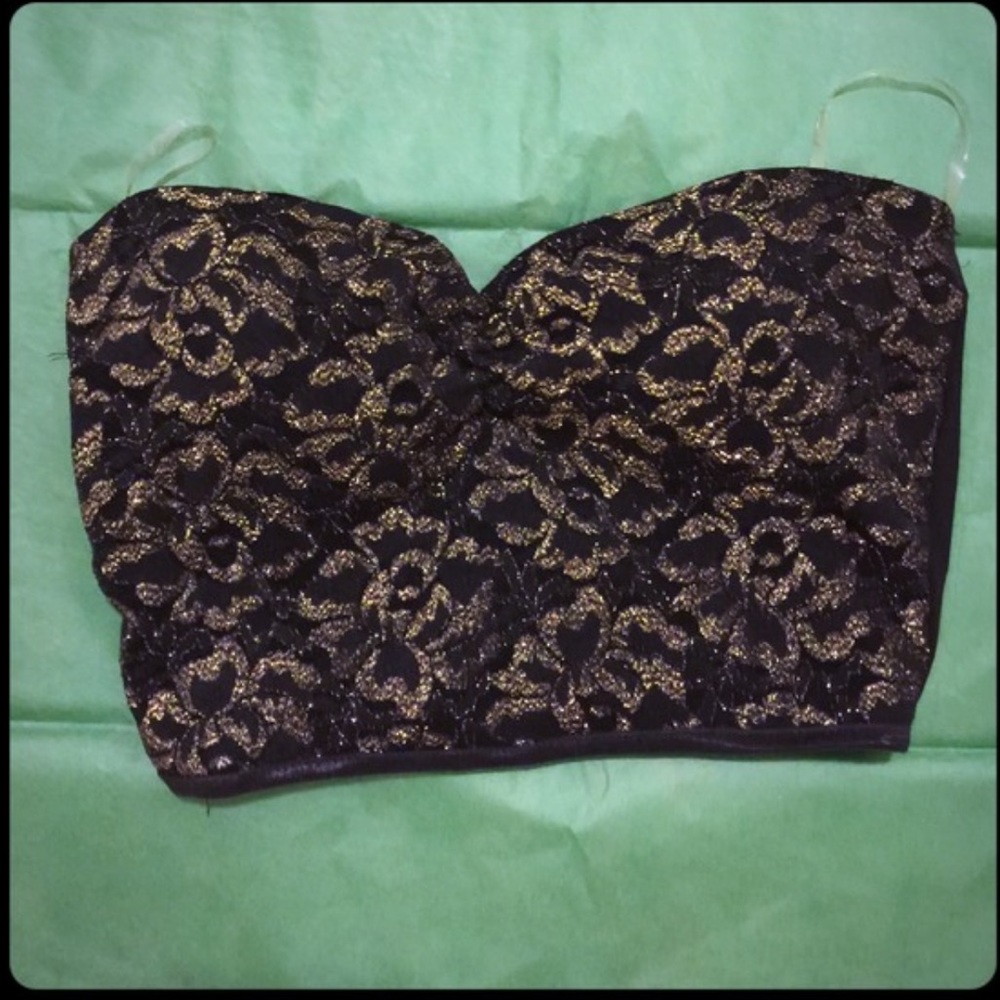 Black & gold crop top size M